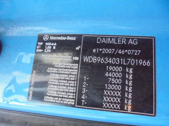 Tractor Mercedes-Benz Actros 1842 LS EUR6: foto 19