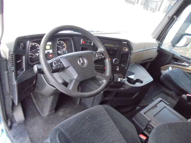 Tractor Mercedes-Benz Actros 1842 LS EUR6: foto 9