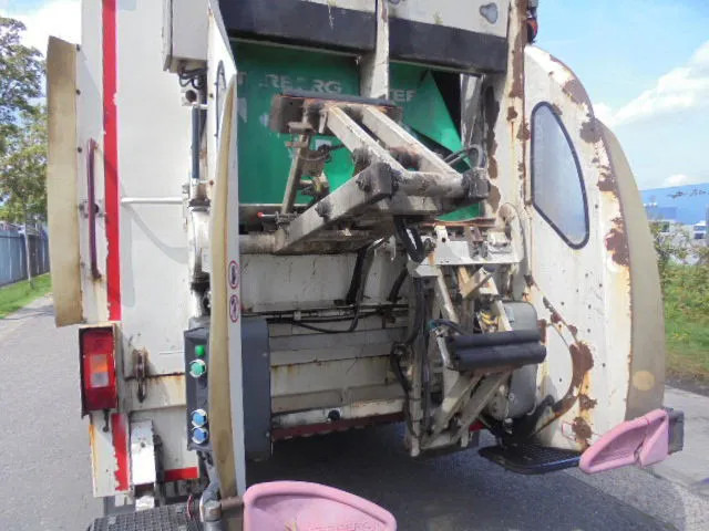 Caminhão de lixo Volvo FE 240 NL TRUCK: foto 7