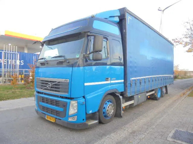Volvo FH 420 6X2 NL TRUCK - Caminhão com lona: foto 1 Volvo FH 420 6X2 NL TRUCK - Caminhão com lona: foto 1