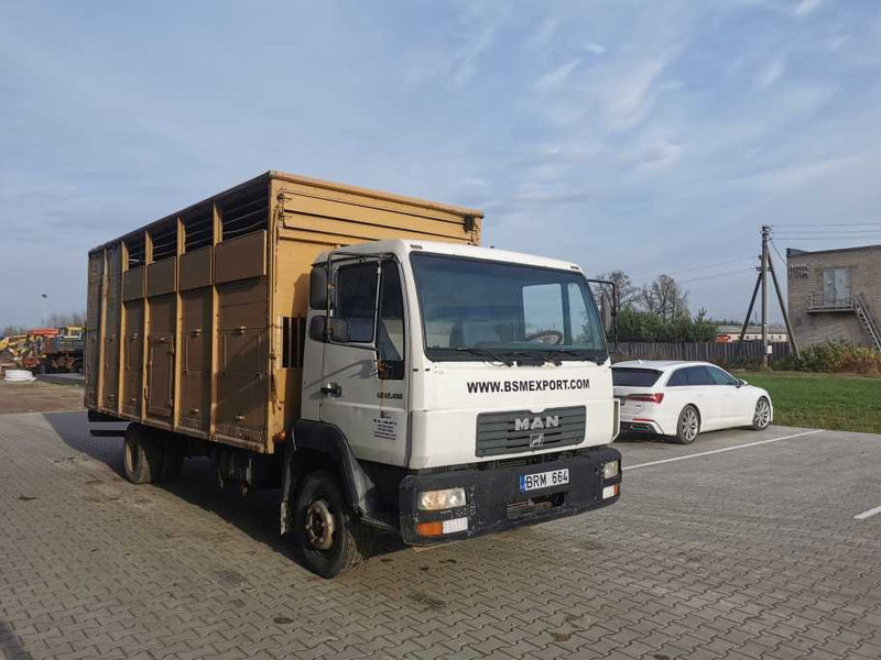 MAN LE 12.189 livestock truck - Caminhão transporte de gado: foto 3 MAN LE 12.189 livestock truck - Caminhão transporte de gado: foto 3