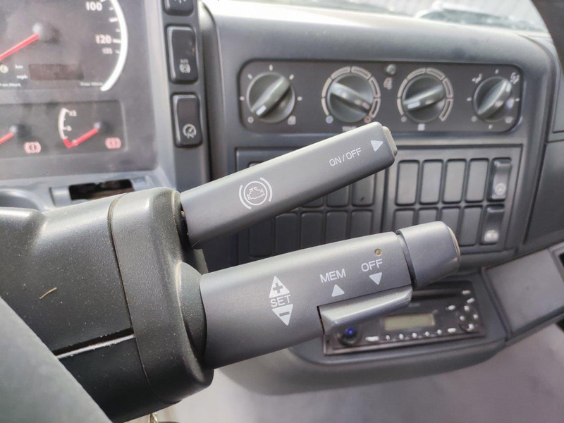 Caminhão chassi MAN TGA 32.360: foto 11 Caminhão chassi MAN TGA 32.360: foto 11