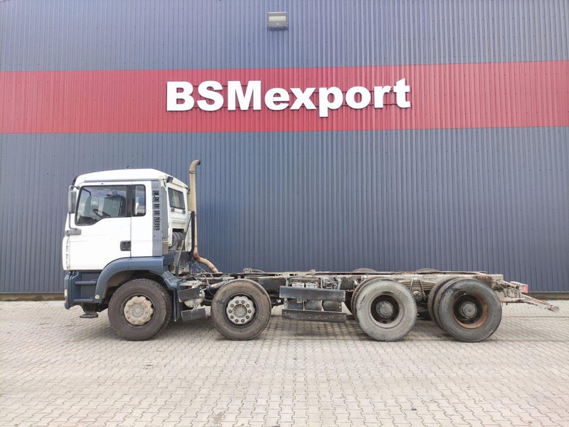 Caminhão chassi MAN TGA 32.360: foto 6 Caminhão chassi MAN TGA 32.360: foto 6