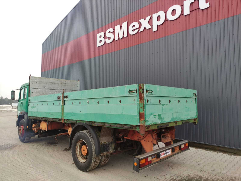 Magirus Deutz 256M19 flatbed truck - Camião de caixa aberta/ Plataforma: foto 3 Magirus Deutz 256M19 flatbed truck - Camião de caixa aberta/ Plataforma: foto 3