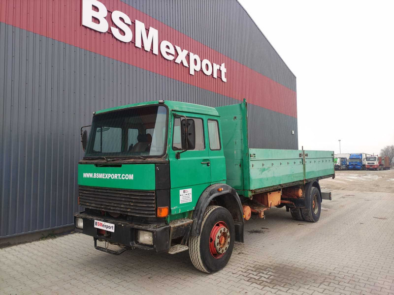 Magirus Deutz 256M19 flatbed truck - Camião de caixa aberta/ Plataforma: foto 1 Magirus Deutz 256M19 flatbed truck - Camião de caixa aberta/ Plataforma: foto 1
