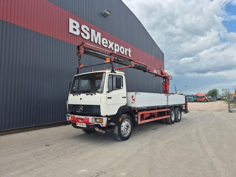 Mercedes-Benz 1320 + HMF 6.5 ton crane - Camião de caixa aberta/ Plataforma, Caminhão grua: foto 1 Mercedes-Benz 1320 + HMF 6.5 ton crane - Camião de caixa aberta/ Plataforma, Caminhão grua: foto 1