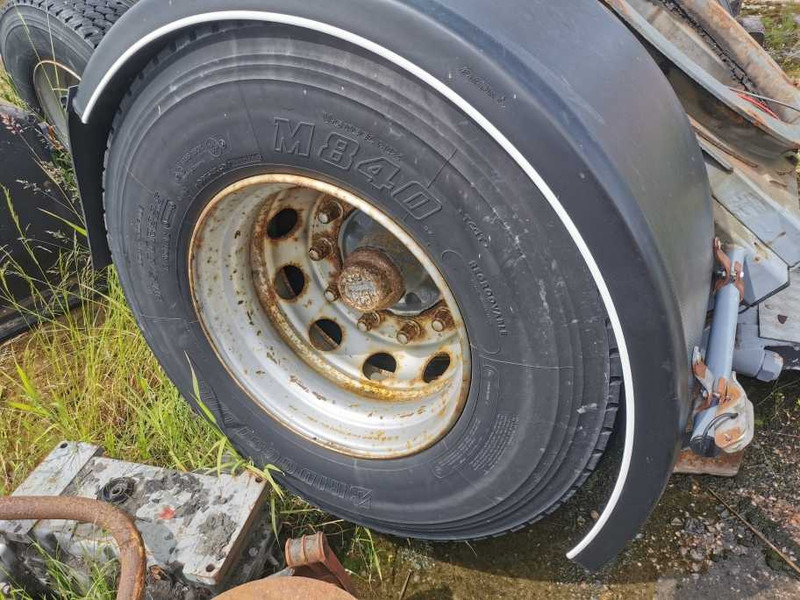 SAF spring suspension axle for trailer - Pneu de Caminhão: foto 2 SAF spring suspension axle for trailer - Pneu de Caminhão: foto 2