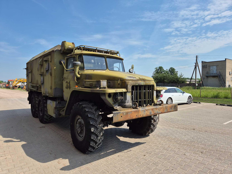 Ural Ural 375 box truck - Caminhão furgão: foto 3 Ural Ural 375 box truck - Caminhão furgão: foto 3