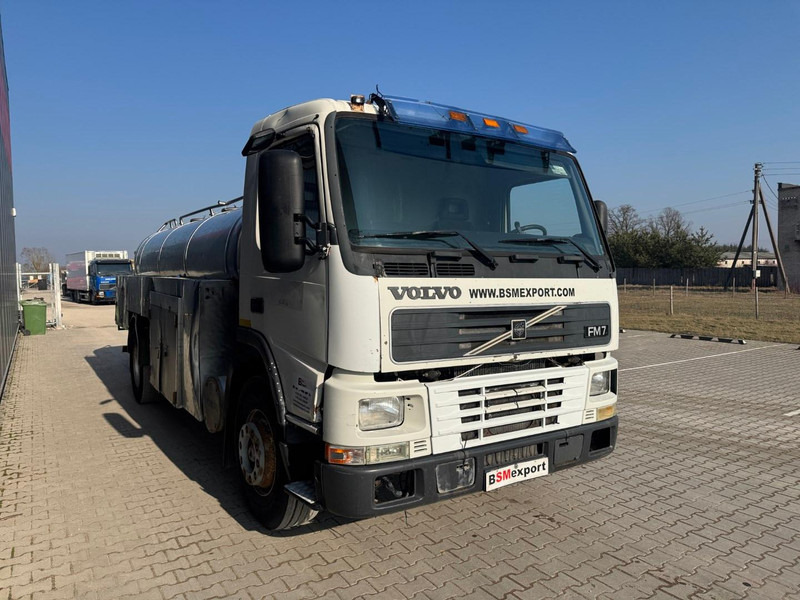 Volvo FM7, 12000 l water/milk tank truck - Caminhão tanque: foto 2 Volvo FM7, 12000 l water/milk tank truck - Caminhão tanque: foto 2