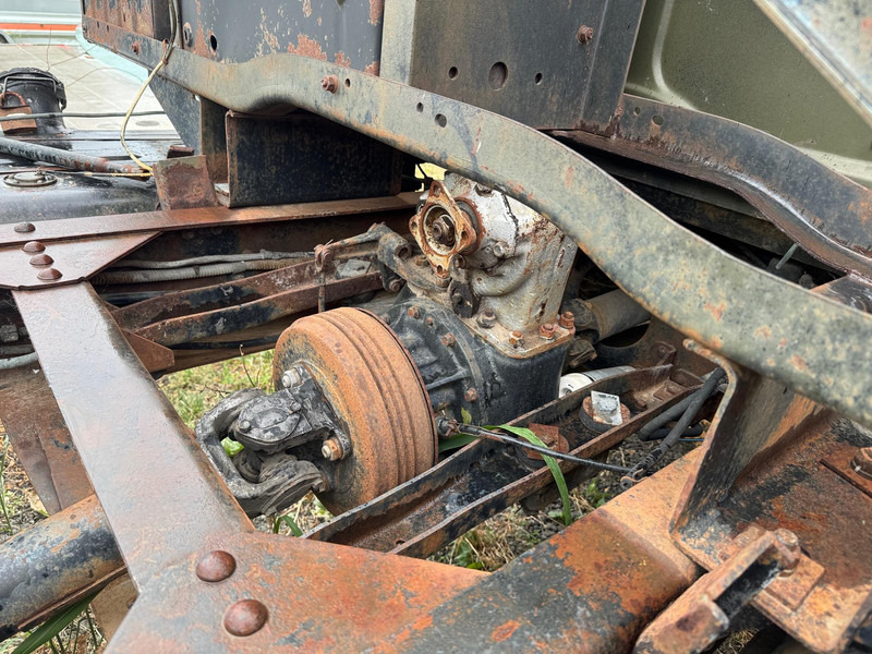 ZIL 131, 6X6 - Caminhão chassi: foto 5 ZIL 131, 6X6 - Caminhão chassi: foto 5