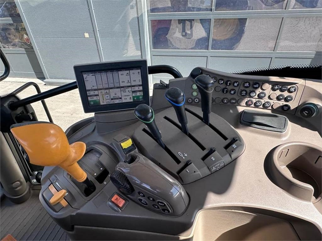 Trator John Deere 6145R: foto 12