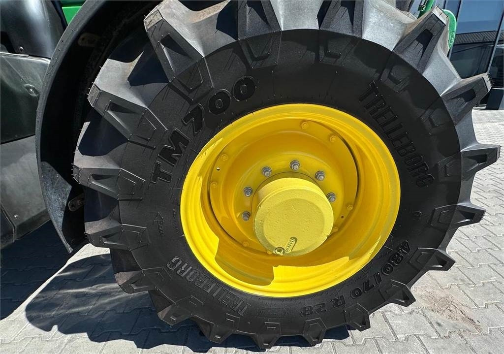 Trator John Deere 6145R: foto 9