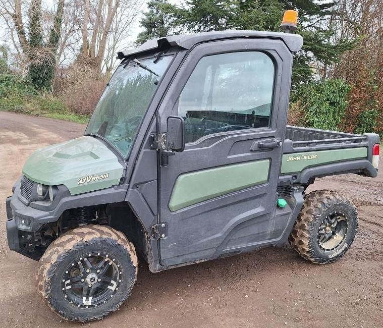 John Deere XUV 865M - Quadriciclo: foto 3 John Deere XUV 865M - Quadriciclo: foto 3