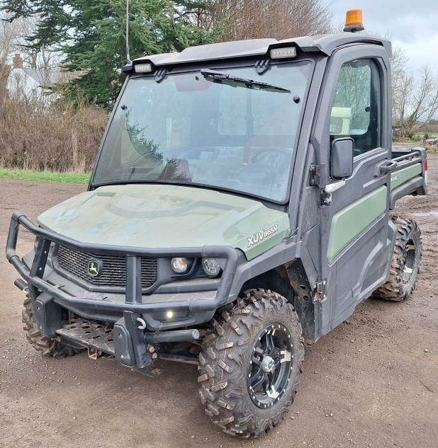 John Deere XUV 865M - Quadriciclo: foto 1 John Deere XUV 865M - Quadriciclo: foto 1