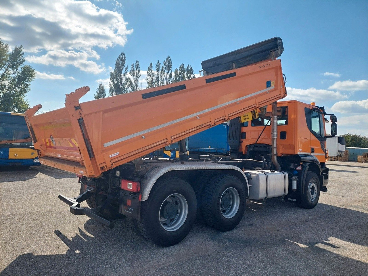 Iveco AD 260T46 BB Meiller Bordmatik 6x4 - Caminhão basculante: foto 4 Iveco AD 260T46 BB Meiller Bordmatik 6x4 - Caminhão basculante: foto 4