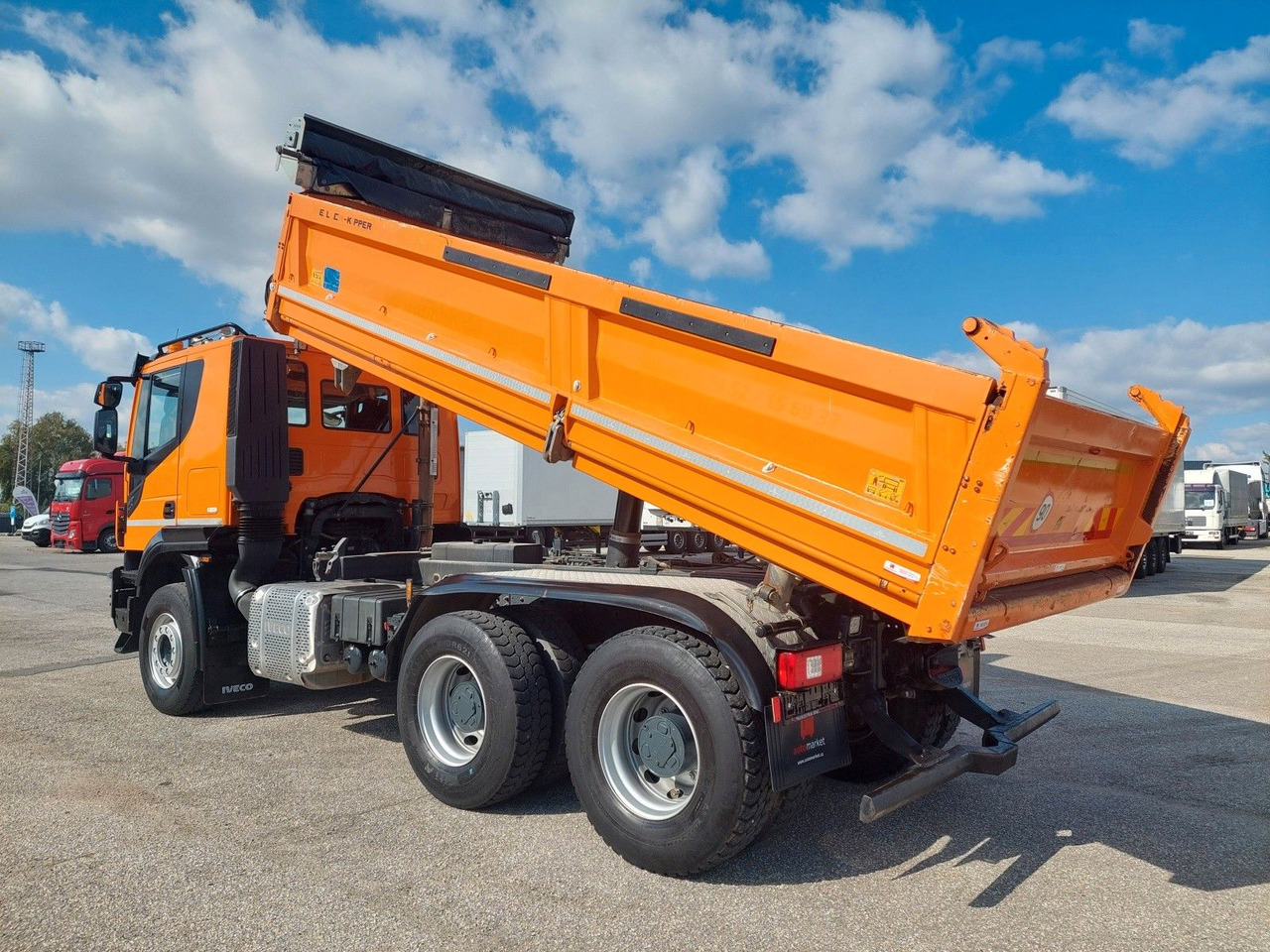 Iveco AD 260T46 BB Meiller Bordmatik 6x4 - Caminhão basculante: foto 3 Iveco AD 260T46 BB Meiller Bordmatik 6x4 - Caminhão basculante: foto 3