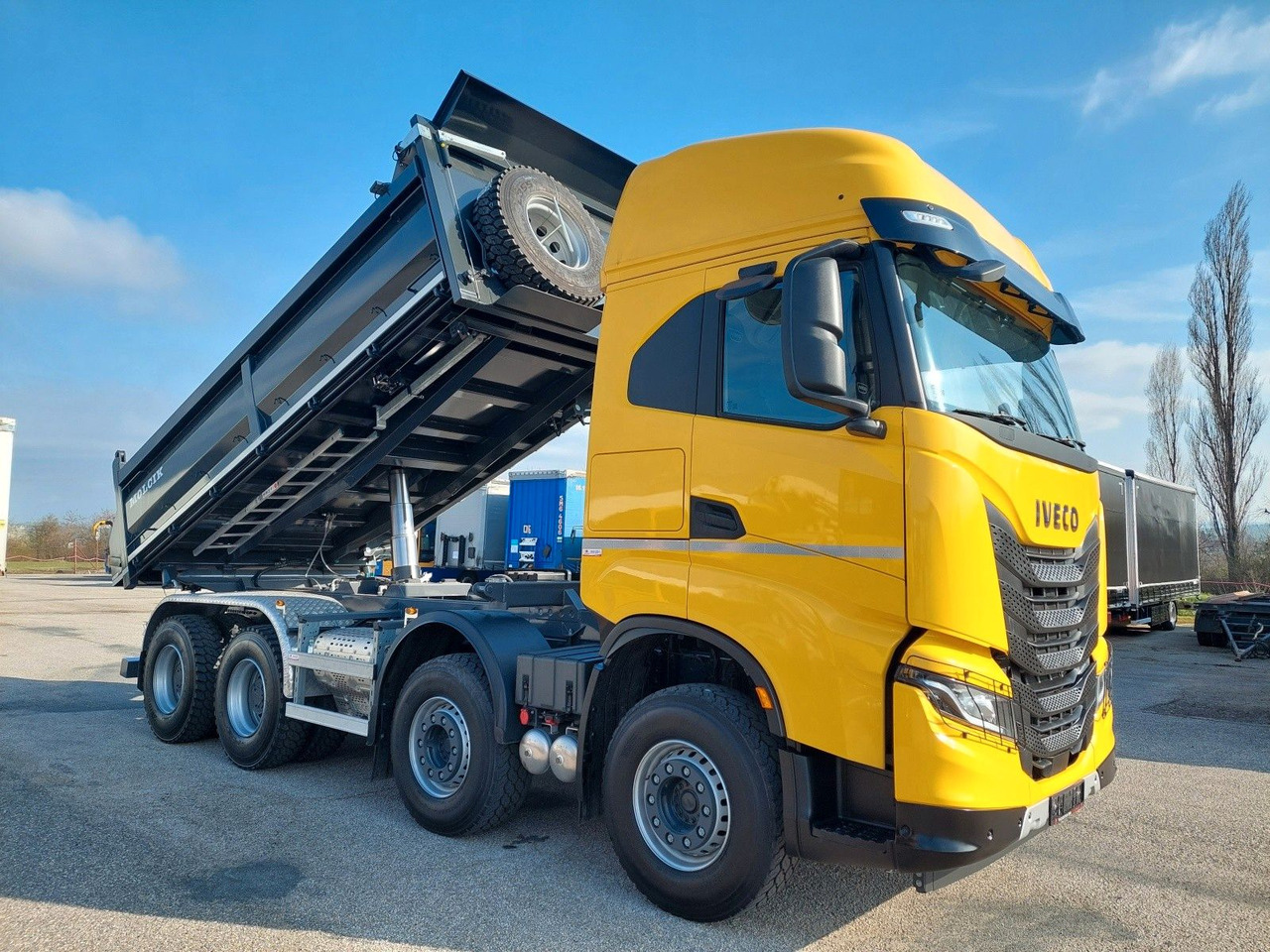 Iveco AS360X53Z Stralis X-WAY 8x4 Bordmatik - Caminhão basculante: foto 2 Iveco AS360X53Z Stralis X-WAY 8x4 Bordmatik - Caminhão basculante: foto 2