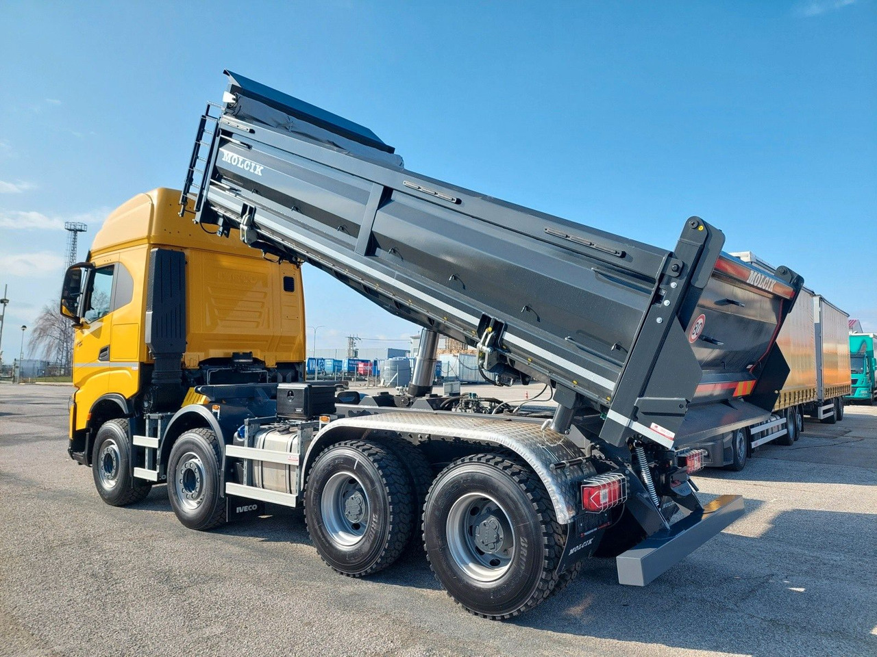 Iveco AS360X53Z Stralis X-WAY 8x4 Bordmatik - Caminhão basculante: foto 3 Iveco AS360X53Z Stralis X-WAY 8x4 Bordmatik - Caminhão basculante: foto 3