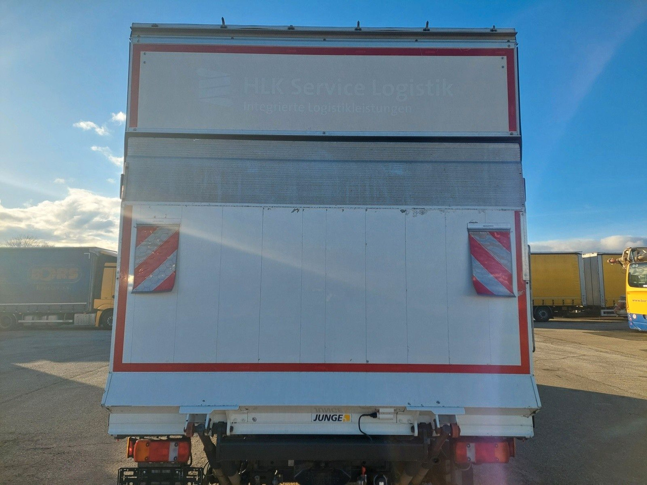 MAN TGL 12.250 BL 4x2 Edscha L 7,28 m - Caminhão com lona: foto 5 MAN TGL 12.250 BL 4x2 Edscha L 7,28 m - Caminhão com lona: foto 5