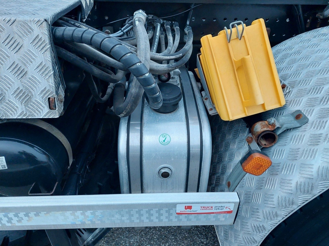 Caminhão polibenne MAN TGS 26.510 XLX BL 6x4: foto 21