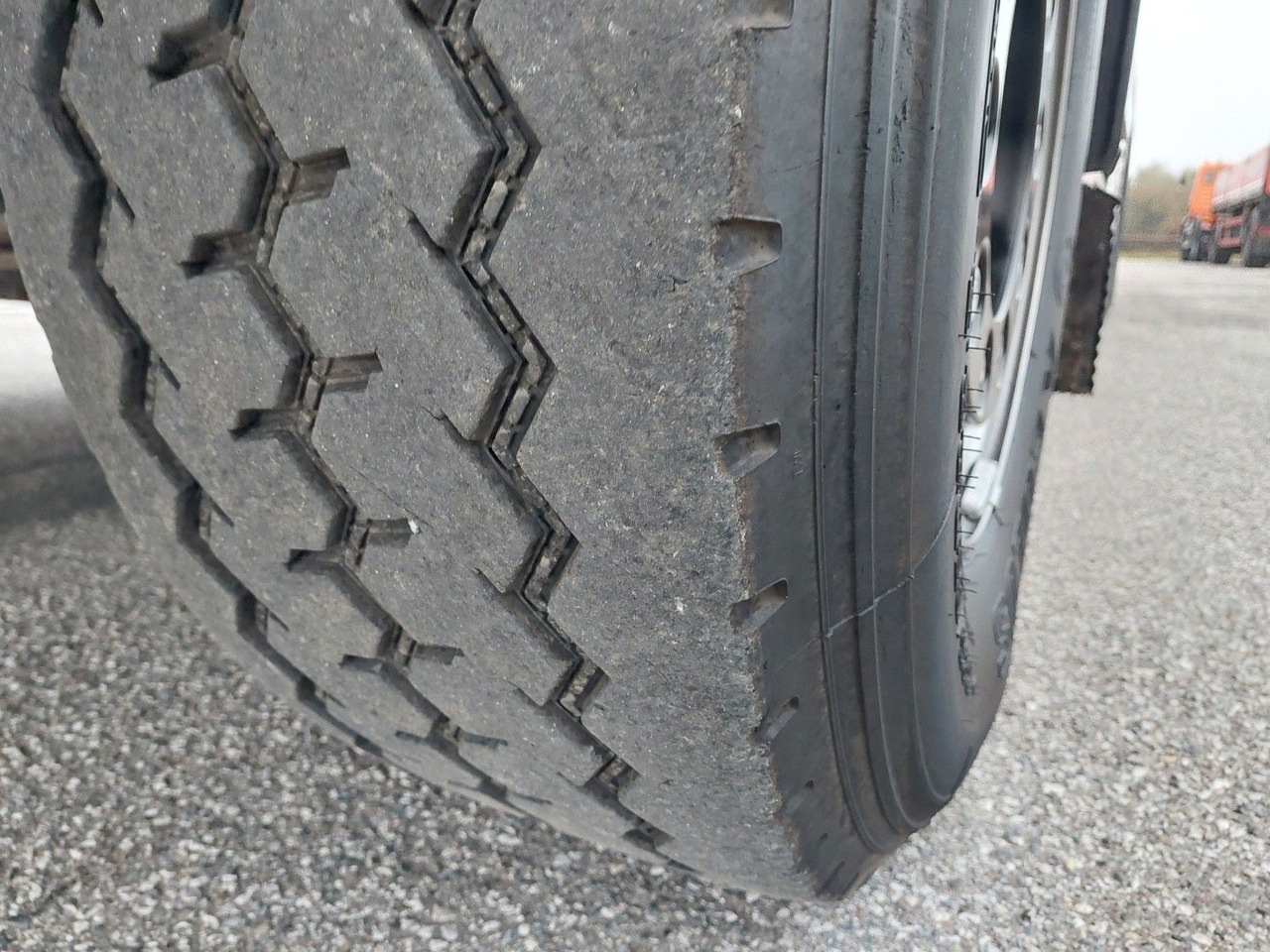 Caminhão polibenne MAN TGS 26.510 XLX BL 6x4: foto 28