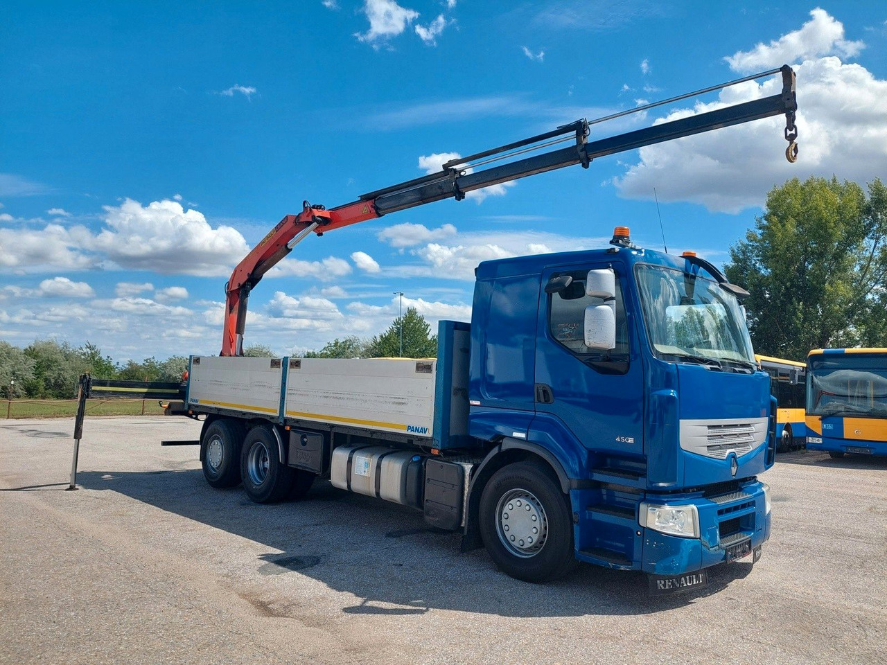 Renault Premium DXI R450.26 HR Palfinger PK 15.500 - Camião de caixa aberta/ Plataforma, Caminhão grua: foto 2 Renault Premium DXI R450.26 HR Palfinger PK 15.500 - Camião de caixa aberta/ Plataforma, Caminhão grua: foto 2