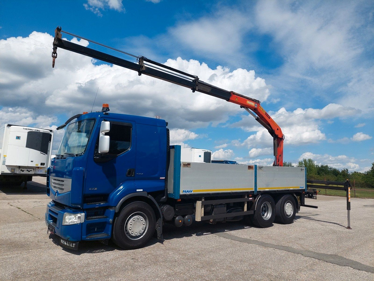 Renault Premium DXI R450.26 HR Palfinger PK 15.500 - Camião de caixa aberta/ Plataforma, Caminhão grua: foto 1 Renault Premium DXI R450.26 HR Palfinger PK 15.500 - Camião de caixa aberta/ Plataforma, Caminhão grua: foto 1