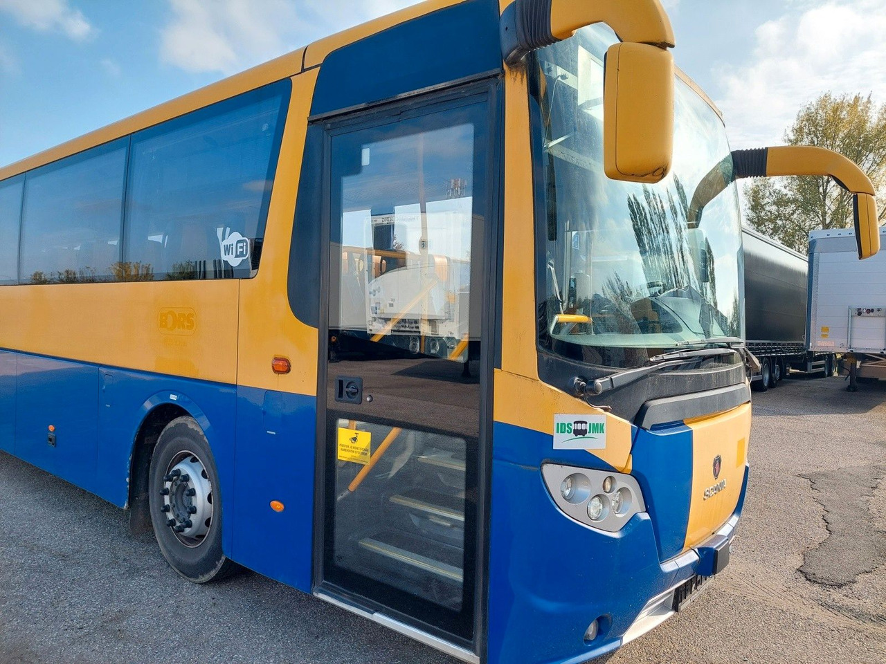 Scania Omniexpress 64 Sitzplätze/ Seats - Ônibus suburbano: foto 5 Scania Omniexpress 64 Sitzplätze/ Seats - Ônibus suburbano: foto 5