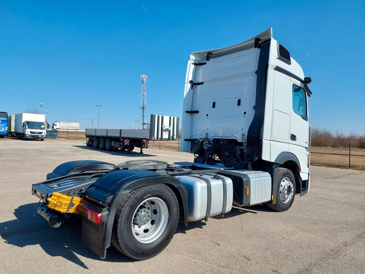 Mercedes-Benz Actros 5 1845 LS BigSpace 4x2 - Tractor: foto 4 Mercedes-Benz Actros 5 1845 LS BigSpace 4x2 - Tractor: foto 4