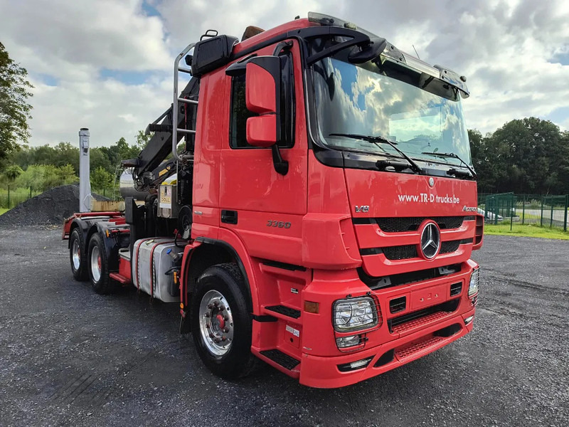 Mercedes-Benz Actros 3360 V8 CRANE HIAB 251S80 - 6X4 - V8 - Caminhão florestal, Caminhão grua: foto 3 Mercedes-Benz Actros 3360 V8 CRANE HIAB 251S80 - 6X4 - V8 - Caminhão florestal, Caminhão grua: foto 3
