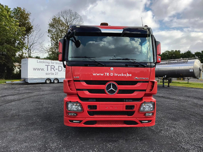 Mercedes-Benz Actros 3360 V8 CRANE HIAB 251S80 - 6X4 - V8 - Caminhão florestal, Caminhão grua: foto 2 Mercedes-Benz Actros 3360 V8 CRANE HIAB 251S80 - 6X4 - V8 - Caminhão florestal, Caminhão grua: foto 2