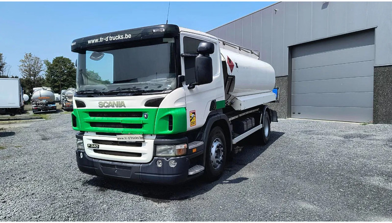 Scania P340 MAGYAR TANK - 14000L -RETARDER-SPRINGSUSPENSION - Caminhão tanque: foto 1 Scania P340 MAGYAR TANK - 14000L -RETARDER-SPRINGSUSPENSION - Caminhão tanque: foto 1