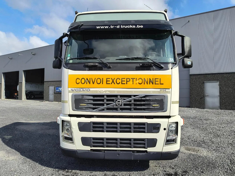 Volvo FH 13.520 6X2 - 90 TON - VOITH RETARDER - BIG AXLES - LIFTING AXLE - Tractor: foto 2 Volvo FH 13.520 6X2 - 90 TON - VOITH RETARDER - BIG AXLES - LIFTING AXLE - Tractor: foto 2