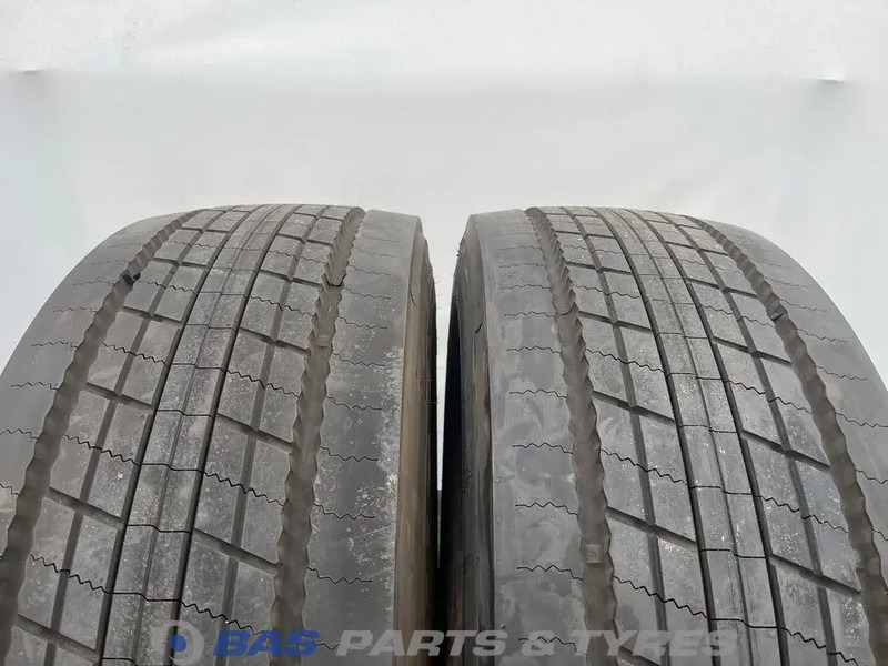 Bridgestone  - Pneu de Caminhão: foto 2 Bridgestone  - Pneu de Caminhão: foto 2