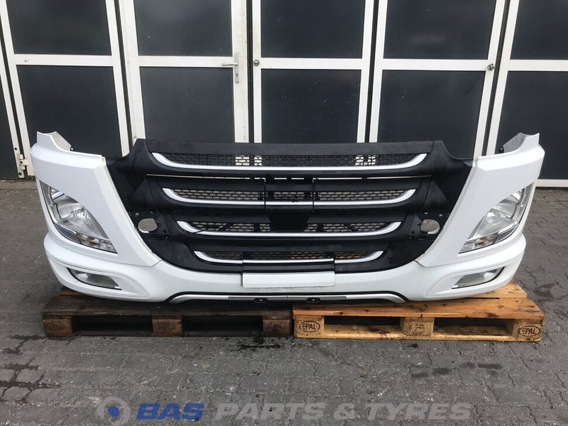 DAF CF Euro 6 - Para-choque de Caminhão: foto 1 DAF CF Euro 6 - Para-choque de Caminhão: foto 1
