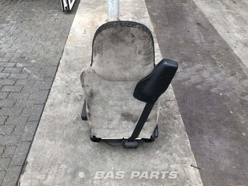 DAF CF75 Euro 4-5 - Banco de Caminhão: foto 3 DAF CF75 Euro 4-5 - Banco de Caminhão: foto 3