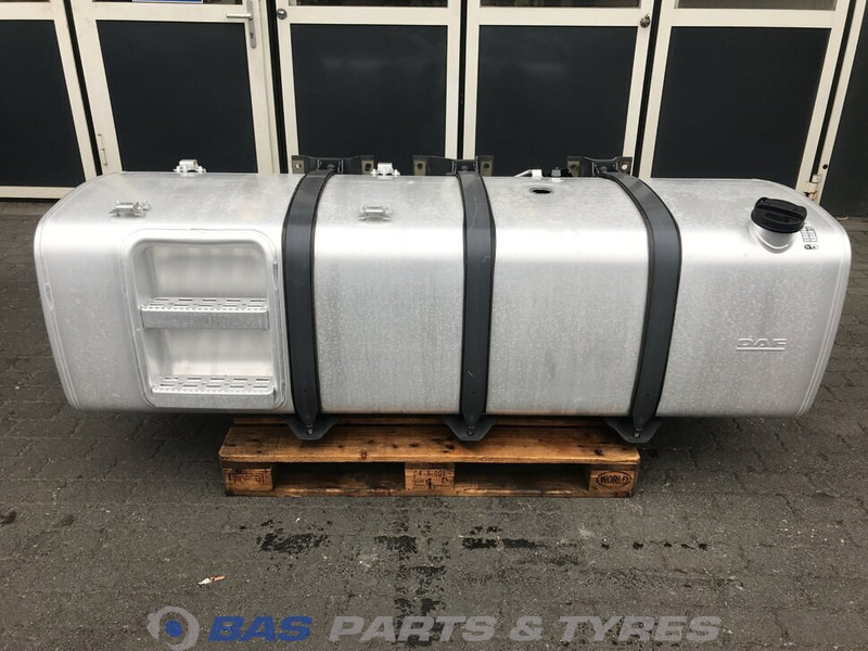 DAF  - Tanque de combustível de Caminhão: foto 1 DAF  - Tanque de combustível de Caminhão: foto 1