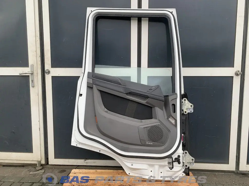 DAF XF G2 - Porta e peças de Caminhão: foto 2 DAF XF G2 - Porta e peças de Caminhão: foto 2