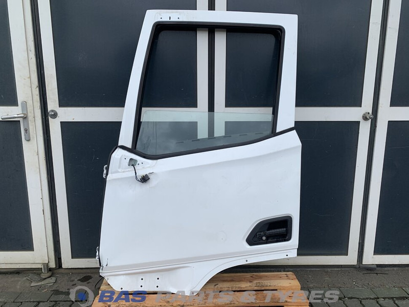 DAF XF G2 - Porta e peças de Caminhão: foto 1 DAF XF G2 - Porta e peças de Caminhão: foto 1