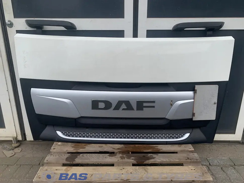 DAF XF106 - Grade radiador de Caminhão: foto 1 DAF XF106 - Grade radiador de Caminhão: foto 1