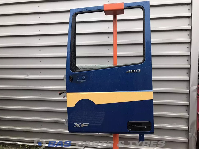 DAF XF106 - Porta e peças de Caminhão: foto 1 DAF XF106 - Porta e peças de Caminhão: foto 1