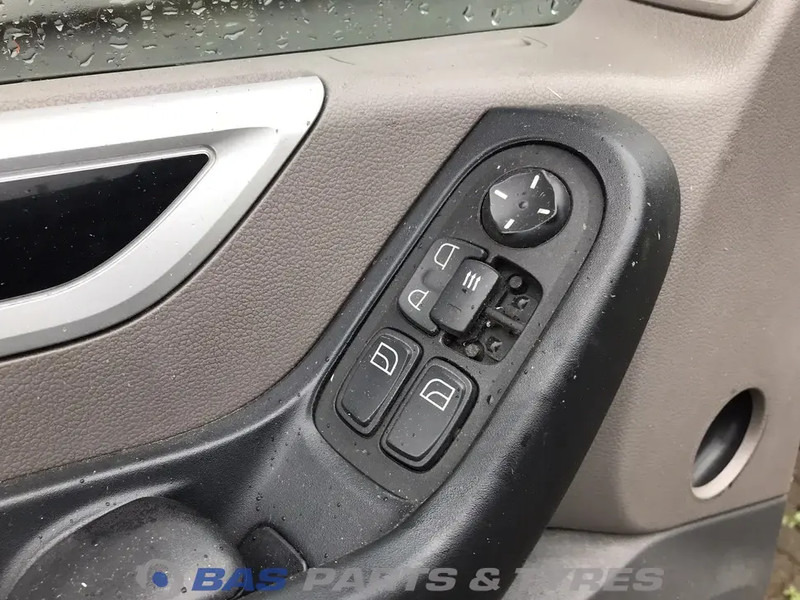 DAF XF106 - Porta e peças de Caminhão: foto 3 DAF XF106 - Porta e peças de Caminhão: foto 3