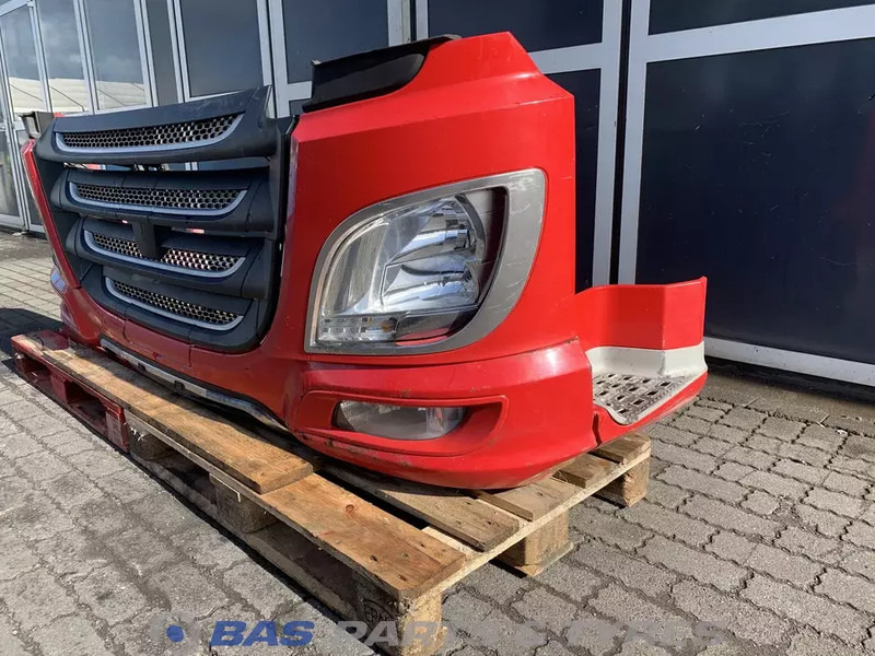 DAF XF106 - Para-choque de Caminhão: foto 2 DAF XF106 - Para-choque de Caminhão: foto 2