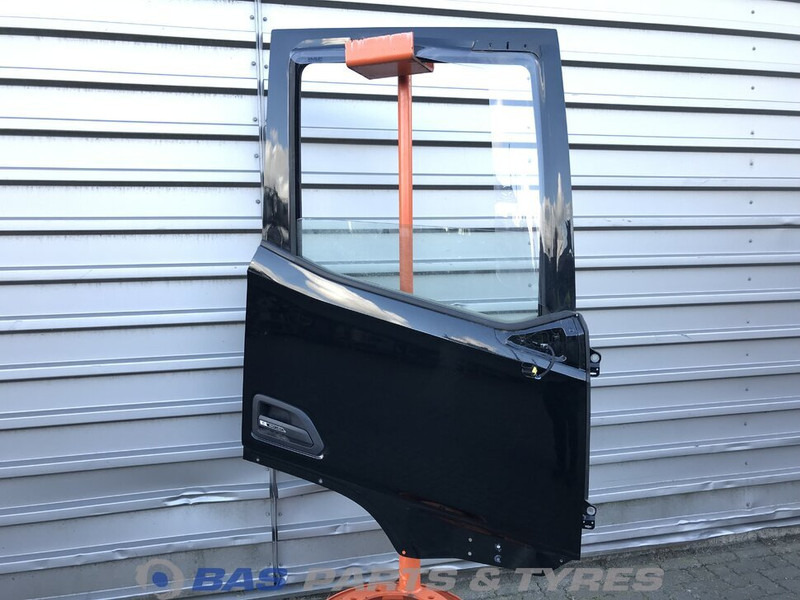 DAF XG - Porta e peças de Caminhão: foto 1 DAF XG - Porta e peças de Caminhão: foto 1
