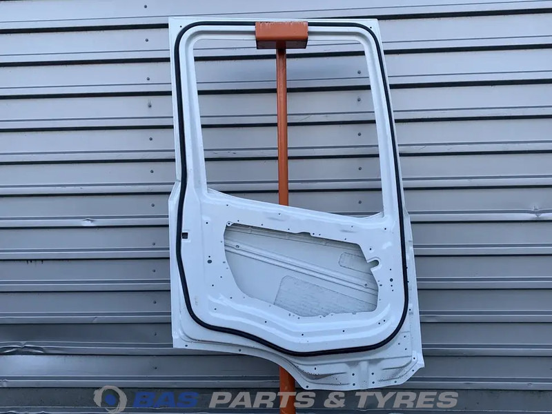 DAF XG - Porta e peças de Caminhão: foto 2 DAF XG - Porta e peças de Caminhão: foto 2