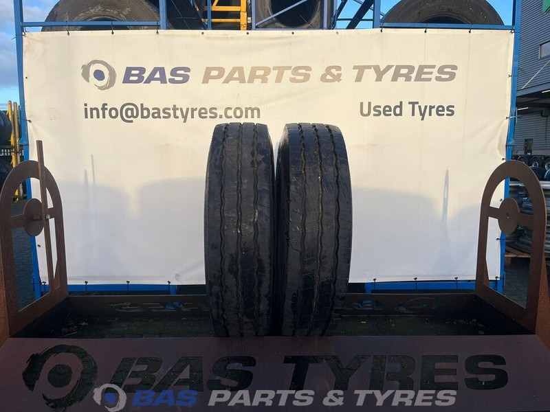 Goodyear Goodyear 13R22.5 OMNITRAC S 156/150 K M+S 3PMSF gebruikte set - Pneu de Caminhão: foto 1 Goodyear Goodyear 13R22.5 OMNITRAC S 156/150 K M+S 3PMSF gebruikte set - Pneu de Caminhão: foto 1