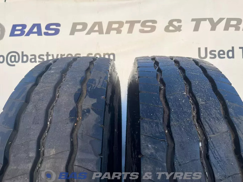 Goodyear Goodyear 13R22.5 OMNITRAC S 156/150 K M+S 3PMSF gebruikte set - Pneu de Caminhão: foto 2 Goodyear Goodyear 13R22.5 OMNITRAC S 156/150 K M+S 3PMSF gebruikte set - Pneu de Caminhão: foto 2