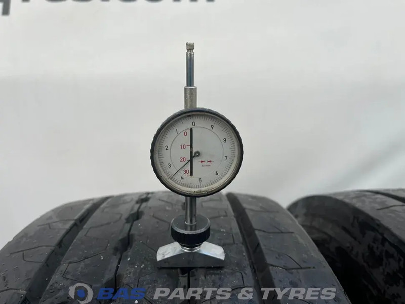 Goodyear Goodyear 315/70R22.5 FUELMAX S G2 156/150 M+S 3PMSF gebruikte set - Pneu de Caminhão: foto 3 Goodyear Goodyear 315/70R22.5 FUELMAX S G2 156/150 M+S 3PMSF gebruikte set - Pneu de Caminhão: foto 3