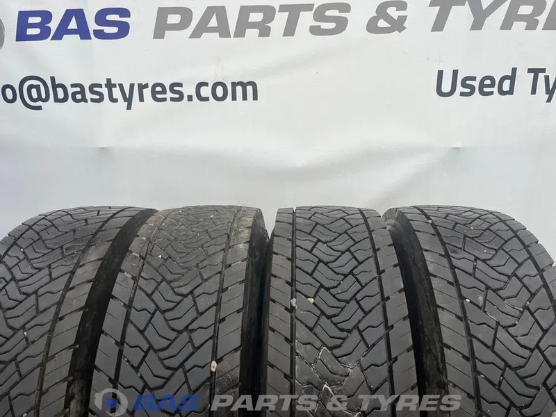 Goodyear Goodyear 315/70R22.5 KMAX D G2 154/152 M+S 3PMSF gebruikte set - Pneu de Caminhão: foto 2 Goodyear Goodyear 315/70R22.5 KMAX D G2 154/152 M+S 3PMSF gebruikte set - Pneu de Caminhão: foto 2