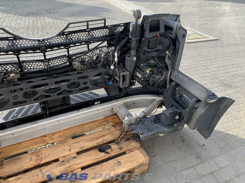 Mercedes-Benz Antos MP4 Bumper Mercedes A 960 310 23 22 - Para-choque de Caminhão: foto 4 Mercedes-Benz Antos MP4 Bumper Mercedes A 960 310 23 22 - Para-choque de Caminhão: foto 4